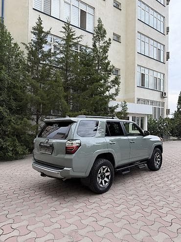 авто ли: Toyota 4Runner: 2023 г., 4 л, Автомат, Бензин, Внедорожник — 6