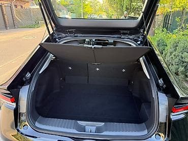 prius plus: Toyota Prius: 2025 г., 2 л, Автомат, Гибрид, Лифтбек — 6