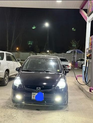 Башка транспорт: Фит арендага берем.
Күнүгө 1000с
Көп убакытка.
Депозит 15000с — 1