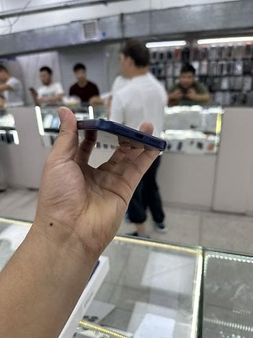 iphone 16 pro бу: IPhone 17 Pro, Б/у, 256 ГБ, Blue Titanium, Зарядное устройство, Чехол, Кабель, 100 % — 5