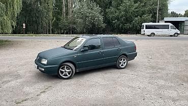 initial d: Volkswagen Vento: 1996 г., 1.8 л, Механика, Бензин, Седан — 4