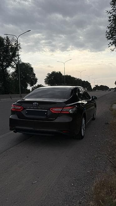autopark kg: Toyota Camry: 2019 г., 2.5 л, Автомат, Гибрид — 6