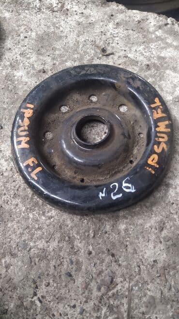 Toyota Ipsum Чашка опорная, Тойота Ипсум чашка стойки пружины Год