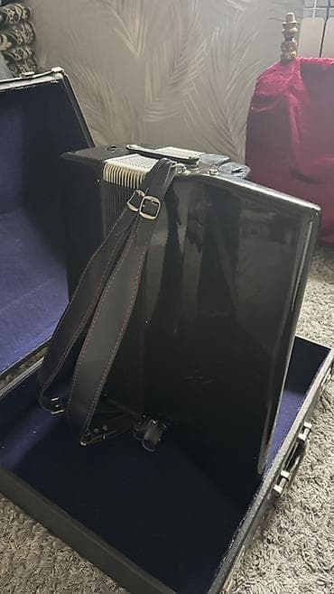 Аккордеоны: Аккордеон Weltmeister (клавишный) - Немецкий аккордеон Weltmeister — 2