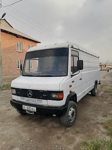 Грузовик, Mercedes-Benz, Стандарт, 7 т, Б/у