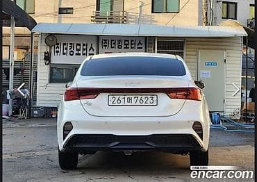 Продажа авто: Kia K3: 2021 г., Автомат, Бензин, Седан — 2