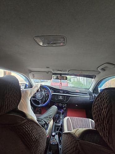 zil 131: Kia Rio: 2017 г., Автомат, Седан — 4