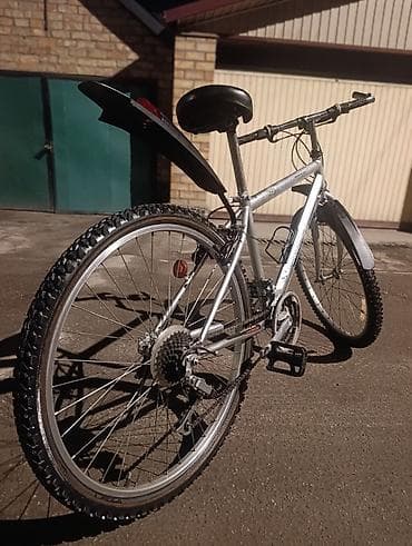 диска 26: Срочно продаю Горный велосипед 26" - Рама: стальная, размер — 6