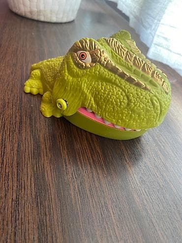 мишка поздравляет бишкек: .л — 1