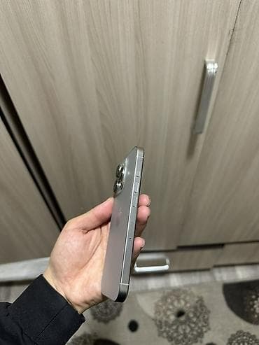 Уюлдук телефондор үчүн аксессуарлар: IPhone 16 Pro, Колдонулган, 256 ГБ, Күмүш, Заряддоочу түзүлүш, Коргоочу айнек, Каптама, 88 % — 3