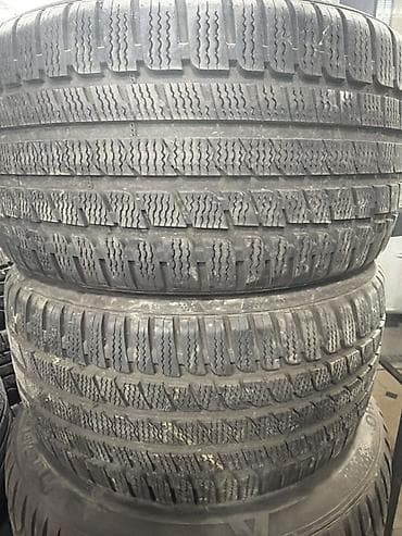 скоростя: Шины 255 / 35 / R 18, Зима, Б/у, Пара, Легковые, Корея, Kumho — 1