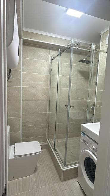 Батирлерди ижарага берүү: 3 бөлмө, Менчик ээси, Толугу менен эмереги бар, Жарым -жартылай эмереги бар — 7