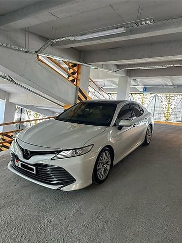 Toyota Camry: 2019 г., 2.5 л, Автомат, Бензин, Седан — 1