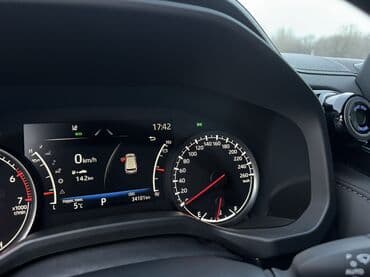 крузак 570: Toyota Land Cruiser: 2024 г., 3.5 л, Автомат, Бензин, Внедорожник — 1