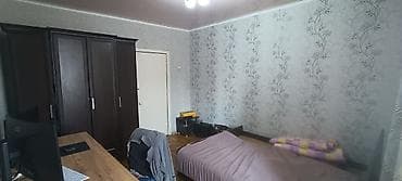 flat osh: Сдаётся комната в квартире. 8мкр - Просторная светлая комната с окном — 1