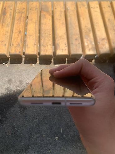steal brainrot: Google Pixel 7, Б/у, 128 ГБ, цвет - Белый, 1 SIM, eSIM — 4