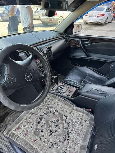 byd e9: Mercedes-Benz E-Class: 2002 г., 3.2 л, Газ — 8