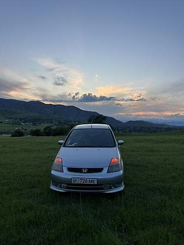Honda Stream: 2002 г., 2 л, Автомат, Бензин, Минивэн