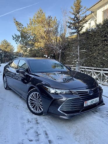 prius prim: Toyota Avalon: 2019 г., 2.5 л, Вариатор, Гибрид, Седан — 1