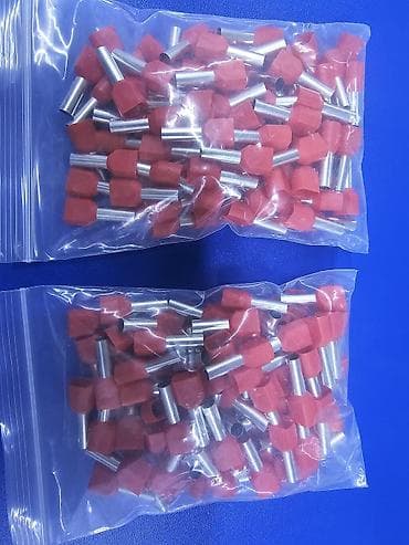 шкатулка для аксессуаров: Набор комплектующих для электромонтажа и крепежа в пакетах. Состав: - — 4