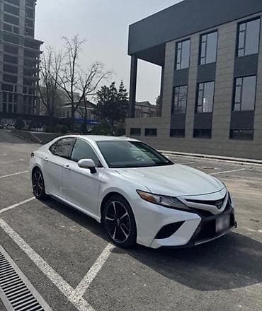 Toyota: Toyota Camry: 2019 г., 2.5 л, Типтроник, Бензин, Седан — 1