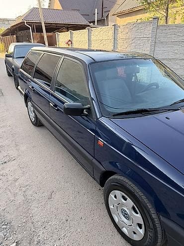 variant: Volkswagen Passat Variant: 1991 г., Универсал — 6