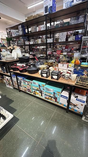 столовый арендага: Продаю полки ( стеллажи) ширина 1,5 высота 2.30 2 м ширина и высота — 1