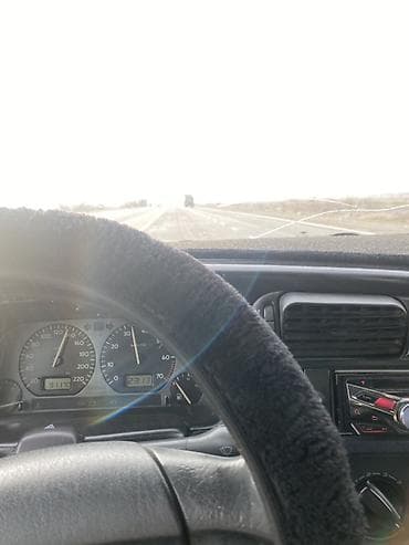 Volkswagen: Volkswagen Vento: 1992 г., 1.8 л, Механика, Газ, Седан — 7