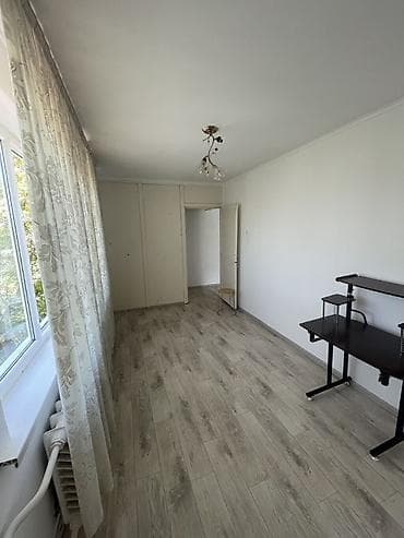 2 комнаты, 45 м², 7 мкр 104 серия, 4 этаж — 9