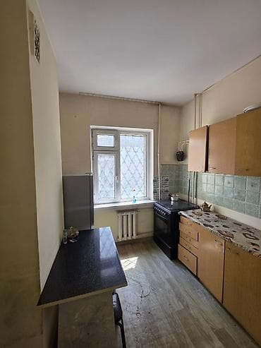 kg town: 2 комнаты, 50 м², 105 серия, 3 этаж, Косметический ремонт — 3