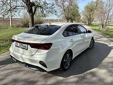 camry 2011: Kia K3: 2022 г., 1.6 л, Вариатор, Бензин, Седан — 5