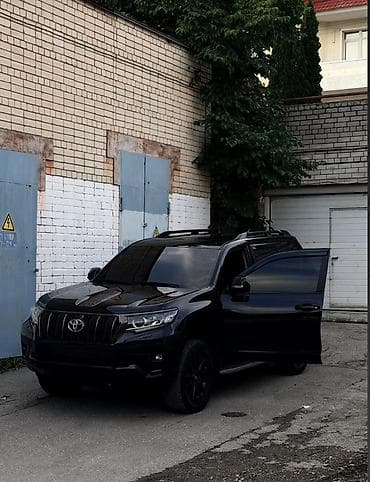 перед: Toyota Land Cruiser Prado: 2020 г., 4 л, Автомат, Газ, Внедорожник — 5
