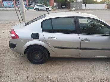 серая 2: Renault Megane: 2006 г., 1.6 л, Механика, Бензин, Седан — 3