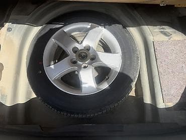 Toyota Camry: 2004 г., 3 л, Седан — 7