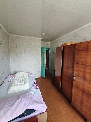 Продажа квартир: 2 комнаты, 49 м², 3 мкр 104 серия, 3 этаж, Старый ремонт — 7