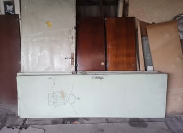 Продаю межкомнатные двери! Цена договор! Размер разные! металич.дверь at lalafo.kg Продаю межкомнатные двери! Цена договор! Размер разные! металич.дверь