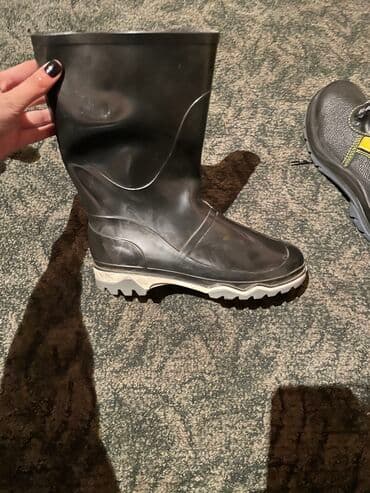 сапоги из натурального меха и кожи: Резиновые сапоги, новые — 1