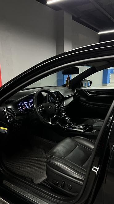 акцент хендай: Hyundai Grandeur: 2017 г., 2.4 л, Автомат, Бензин, Седан — 5