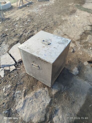 ящик ош: Нержавейка квадрат 45на45 высота 50см крышкой состояние хорошее — 2