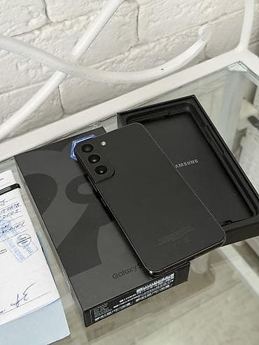 galaxy 22: Samsung Galaxy S22, Б/у, 256 ГБ, цвет - Черный, 1 SIM — 2