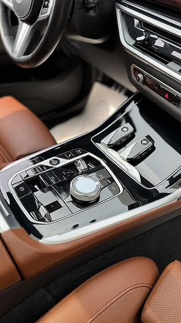 2 8: BMW X7: 2022 г., 3 л, Типтроник, Гибрид, Внедорожник — 10