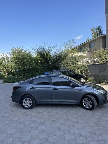 куплю солярис: Hyundai Solaris: 2017 г., 1.4 л, Автомат, Бензин, Седан — 3