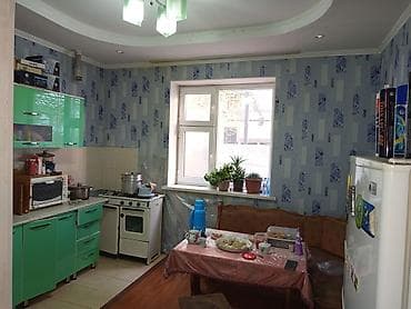 81: Арча-бешиктен Уй сатылат, общ.208,7 кв.м.жилой 81,5 кв.м. участок 4 — 9