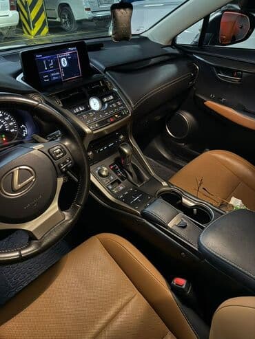 Продажа авто: Lexus NX: 2019 г., 2 л, Автомат, Бензиновая, Кроссовер — 8