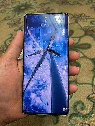 сумки бишкек: Смартфон с изогнутым AMOLED‑экраном и встроенным сканером отпечатка в — 2