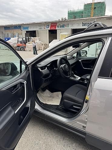 Продажа авто: Toyota RAV4: 2019 г., Автомат, Бензин, Кроссовер — 7