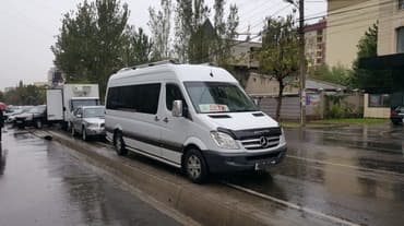 такси по кыргызстану: Ищу работу водителя на личном бусе. 18мест. развоз персонала, кафе — 1