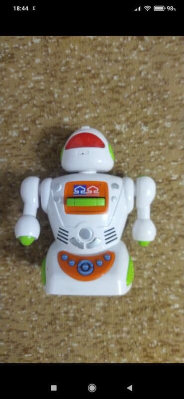 игрушка дом работница с 18 дел: Продаю музыкальню собачку,робота,Венздей,поняшку и сумочку единорога — 2