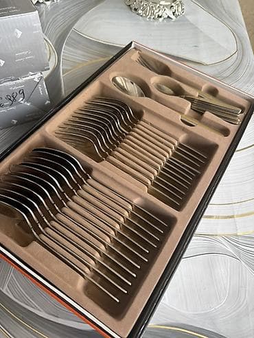 Наборы посуды: Набор столовых приборов в коробке. Состав и комплектация: - вилки — 2