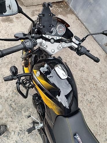 yamaha yzfr125: Naked Suzuki, 125 куб. см, Бензин, Взрослый, Новый — 2